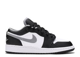 Free shipping to worldwide with fast deliver. Low Top Air Jordan Sneakers Flight Club