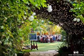 Lush Outdoor Wedding At Twin Oaks Garden Estate Top Local Wedding Photographers Outdoor Wedding Top Wedding Photographers Garden Estate
