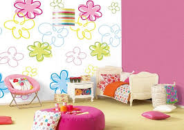 Experts in child development claim that starting from the fourth year of life, the child begins to prefer contrasting, bright and joyful colors like yellow, blue, orange, red, bright pink. 6 Lovely Wall Design Ideas For Kid S Room Home Designs