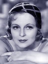 Nora Swinburne Pictures