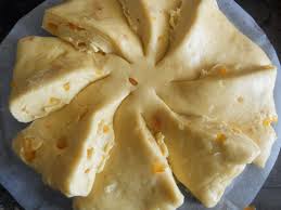 Fugazza con queso (from genoese dialect: Wochenrezept Fugassa D La Befana Fugassa Des Dreikonigsfestes Italyrivieralps