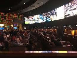 It is one of las vegas's largest and best known landmarks. Caesar S Palace Sportsbook Review Sports Betting At Caesar S Palace Las Vegas 2020