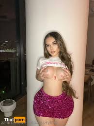 Tayler Hills - Raw Homegrown Clips