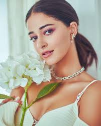 What a gorgeous wedding gown beautiful detailing to