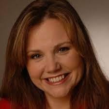 Carrie Boren's Instagram, Twitter & Facebook