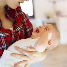 Je hebt dus reflux en verborgen reflux. Spuugt Je Baby Veel Probeer Dan Deze Gouden Tips Tegen Reflux My Name Is Mama