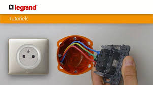 Comment Installer Une Prise De Courant En Encastree Espace Grand Public Legrand