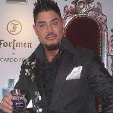 Hay una frase de ricardo fort que sigue sonando años después de su muerte, sobre todo en ahora, llamó la atención que en las últimas horas, ricardo se convirtió en trending topic en twitter, a. Ricardo Fort Ricadfort Twitter