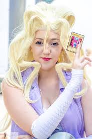 IzZyBOOM Cosplay