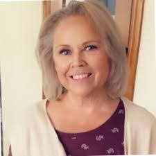 Nancy Pontius's Instagram, Twitter & Facebook