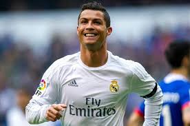 Setiap tim menggunakan pakaian atau jersey printing khusus, berupa baju, celana dan sepasang kaus kaki yang seragam. Tingginya Tarif Pajak Jadi Penyebab Ronaldo Pindah Ke Juventus