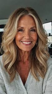 Amy Petrella's Instagram, Twitter & Facebook