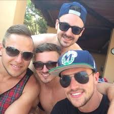 Philip Leonard (@philmepants)