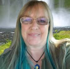 What are the experiences and rules of living in an HOA community in  Surprise, Arizona?