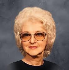 Deb Gress's Instagram, Twitter & Facebook