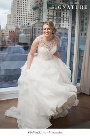 Fall In Love Again This Time With Your Wedding Dress Model Iskra Lawrence Plus Wedding Dresses Wedding Dresses For Girls Wedding Dresses