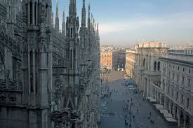 Tutte le ultime notizie su squadra e società, info su partite, biglietti e store ufficiali. The 22 Best Milan Italy Images Blog Silverdoor