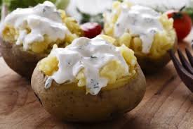 Recette Pommes De Terre Farcies Au Fromage Blanc Supertoinette Recette En 2020 Pomme De Terre Au Four Pommes De Terre Farcies Recette Pomme De Terre
