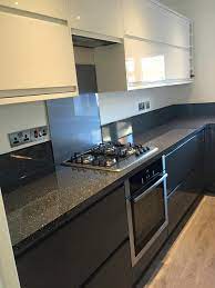 «thank you to @lichlad for sharing his beautiful clerkenwell gloss grey kitchen! Howdens Clerkenwell Gloss Graphite White Interior Design Kitchen Grey Shaker Kitchen Howdens Kitchens