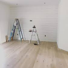 The Floors Are What I M Looking For Just Like What We Currently Have And It S My Fav Flooring Inspiration Light Oak Floors Oak Floors