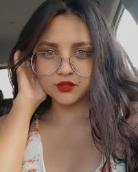 Mishelle Carolina (@mishelle_carolina) • Instagram photos and videos