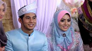 Ramai yang memang tak sangka betul apabila fizo omar dan mawar karim mengambil keputusan untuk bekerjasama. Majlis Resepsi Fizo Omar Dan Mawar Youtube