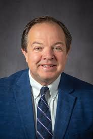 Tom Burns to Be Honored for Service to Community