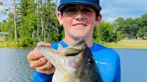 Hannah Hatch's Instagram, Twitter & Facebook