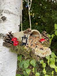 © valentin michaud / erin boyle. Mangeoire A Oiseaux Faite A Partir D Une Canette Ciloubidouille