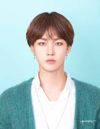 Khottie Of The Week Vav S Baron In 2021 Vav Face Angles Kpop Idol