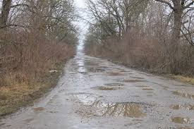 Дорога біля кордону України «Неветленфолу – Дюла – Чорнотисів» до і після ремонту (Фото) :: Служба автомобільних доріг у Закарпатській області