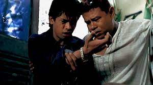 Mira with her friends, lan, fazzly, yasir and sahida been kidnapped by criminals named man consequences of revenge which has been stored for a long time. I Know What You Did Last Raya Netflix