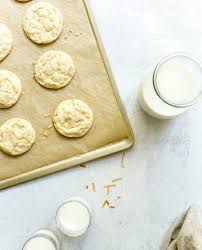 Cinnamon cookies recipe trisha yearwood food network / chewy chai sugar cookies with cinnamon, cardamom, ginger, allspice and black pepper are a seasonal, flavorful twist on classic sugar cookies. Chewy Lime Sugar Cookies With Coconut My Baking Addiction