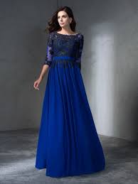 Sono rimasta incantata da questo splendido abito da sera blu, raffinato, elegante. Blu Reale Abiti Da Sera 2021 Hebeos It
