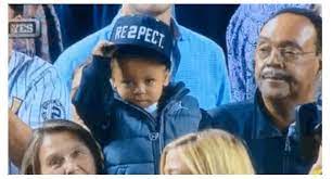 Gif Derek Jeter S Little Nephew Tipped His Re2pect Hat To Derek Jeter And It Was The Best Thing Ever Derek Jeter Atlanta Braves St Louis Cardinals