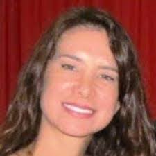 Andrea Avelar's Instagram, Twitter & Facebook