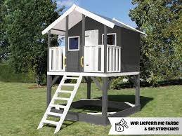 Damit dein neues stelzenhaus genau deinen wünschen entspricht, erhältst du bei uns das akubi farbsystem. Stelzenhaus Tobi In Grau Weiss Inklusive Sandkasten Stelzenhaus Kinder Spielhaus Garten Spielhaus Garten