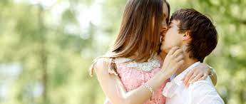 Der erste Kuss - aber wie und wann? Anleitung mit Tipps fürs Date