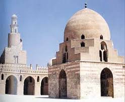 جامع أحمد بن طولون أكبر مساجد مصر شاهد على معمار المماليك الرياضي البيان