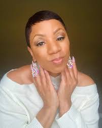 Angela Littrell's Instagram, Twitter & Facebook