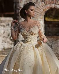 بالصور فساتين زفاف غاية في الأنوثة لعروس 2018 مجلة المرأة العربية Fairy Tale Wedding Dress Gothic Wedding Dress Bridal Dresses
