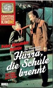 Die lümmel aus der ersten bank sind einfach herrlich! Die Lummel Von Der Ersten Bank Hurra Die Schule Brennt Amazon De Dvd Blu Ray