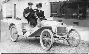 Elderly Couple In An Antique Car 1910 Antique Cars Cars Trucks Car