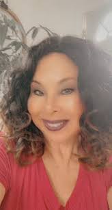 what makes you happy?” me: CASS cAsSienA CAsie歌 הד