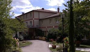 Pour les articles homonymes, voir martres. Maison De Famille La Cerisaie A Castelmaurou 31