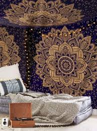 Having the option of a bedspread to pull over you when the summer duvet's still on is a great way to transition comfortably into the colder months. Mandala Tapestry Hippie Wall Hanging 108 King Size Wall Tapestry Boho Bedspread Home Garden Home Decor