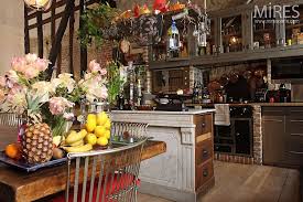 Apartment Kitchen In Paris Aaaahhh Paris Cuisines Deco Cuisine Belle Cuisine