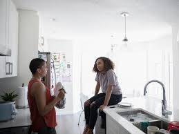 Doctor's questions and answers to patient. How To Persuade Someone You Love To See A Doctor Self