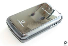 Samsung M310 - tiny case, few features ...