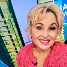 Dawn McCarthy-Dawn's Corner (@shopdawnscorner) • Instagram photos and videos